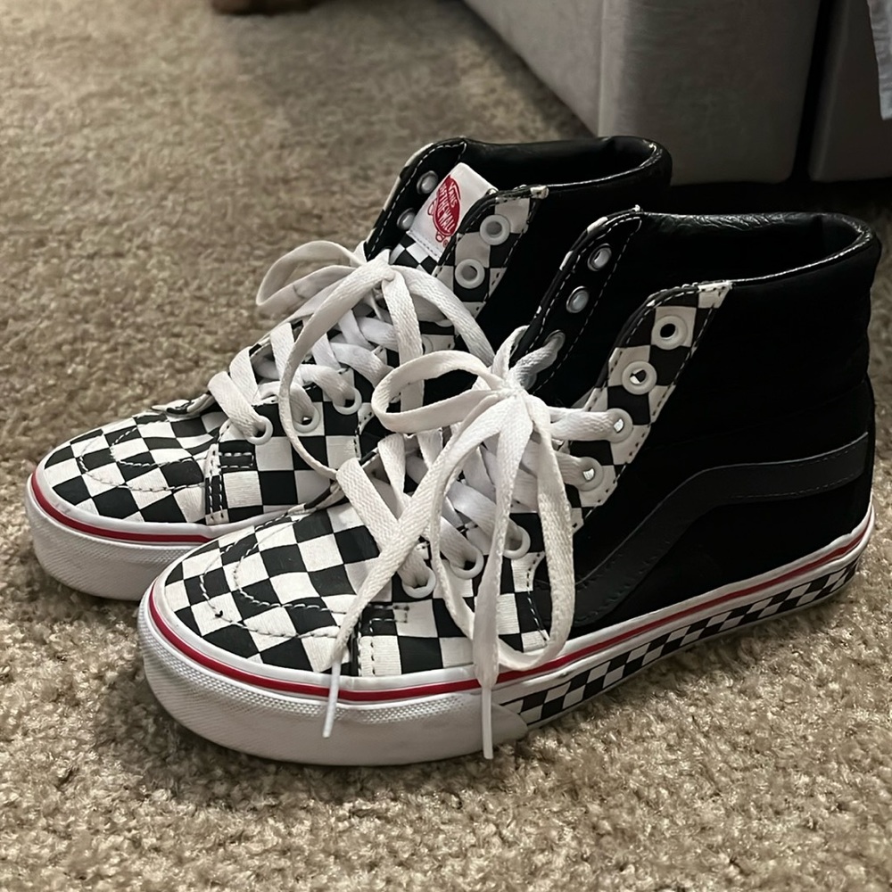 Vans: Off the wall checkered high top - Custom Design
